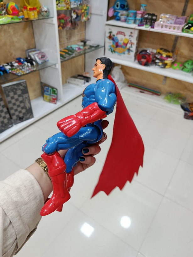 فیگور سوپرمن با کیفیت مفصل دار و انعطاف پذیرو چراغدار