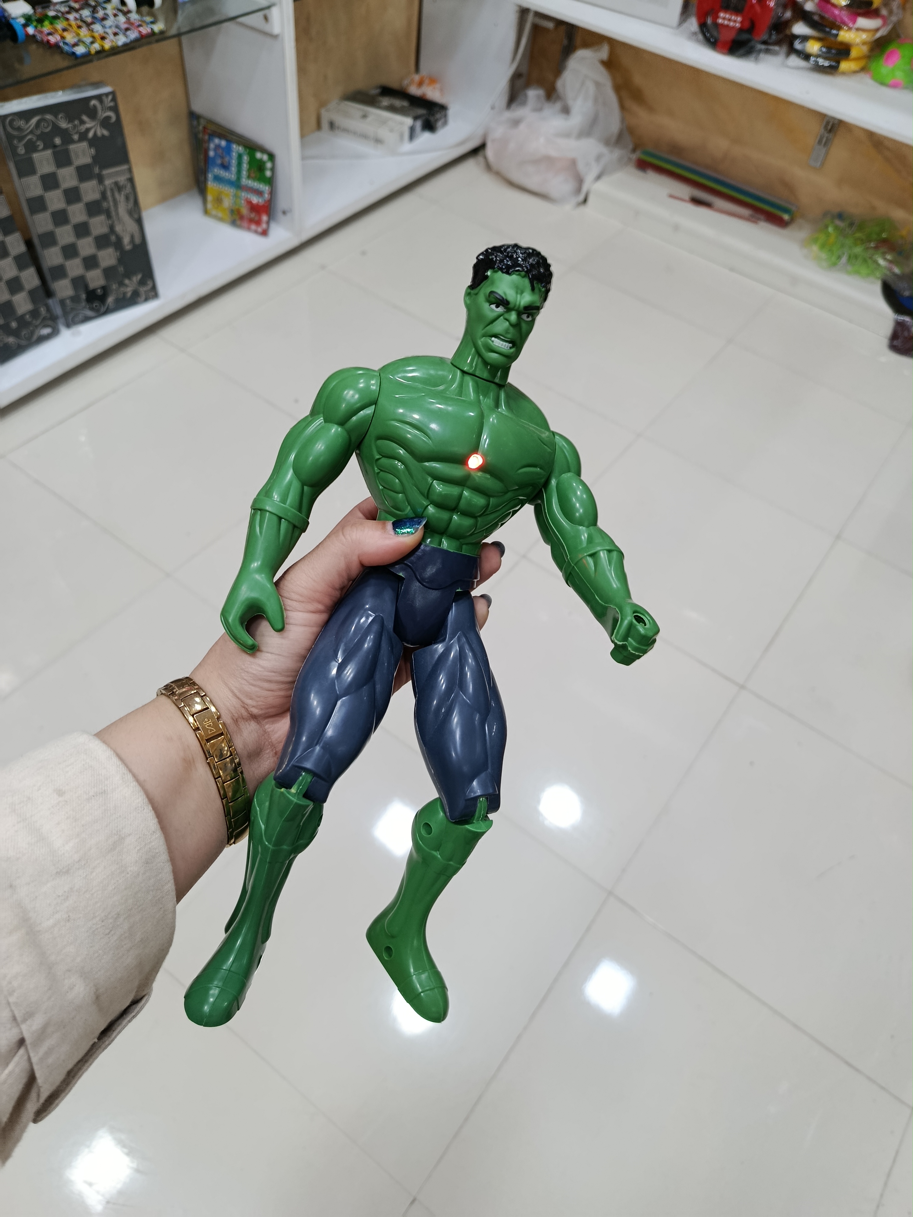 اکشن فیگور طرح هالک چراغدار