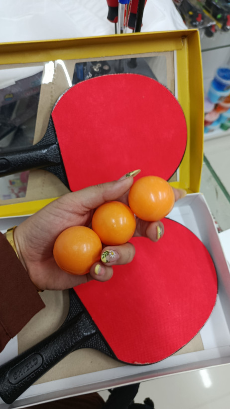 راکت تنیس همراه با سه توپ (جعبه دار)